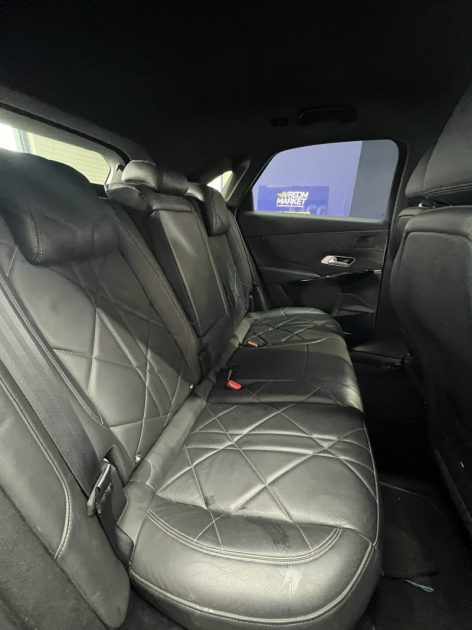 DS DS 7 Crossback 2.0 BlueHDi 180ch Rivoli - Camera 360 / Sièges cuir / Attelage