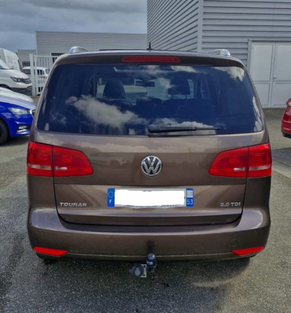 VOLKSWAGEN TOURAN 2012