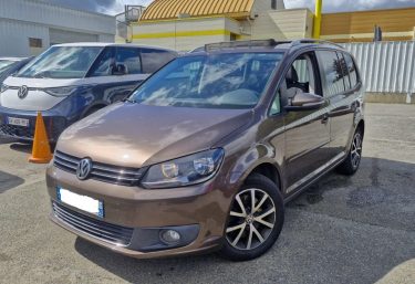 VOLKSWAGEN TOURAN 2012