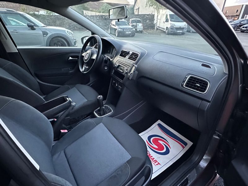 VOLKSWAGEN POLO 5 2011