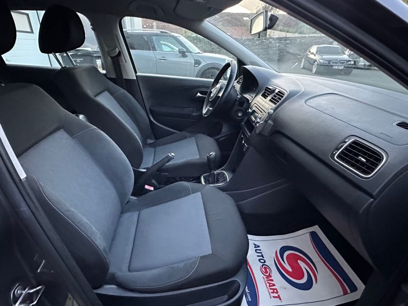 VOLKSWAGEN POLO 5 2011