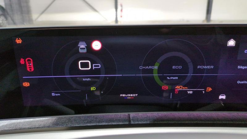 Peugeot 3008 nouveau Hybrid 145 e-dcs6 gt + toit pano + pack 360 vision & drive assist plus