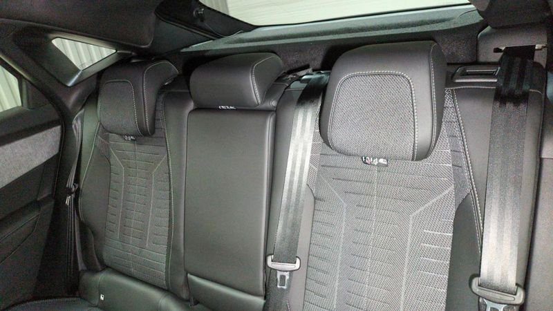 Peugeot 3008 nouveau Hybrid 145 e-dcs6 gt + toit pano + pack 360 vision & drive assist plus