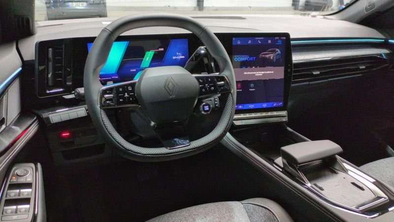 Renault Austral nouveau Full hybrid e-tech 200 ch techno + roue de secours