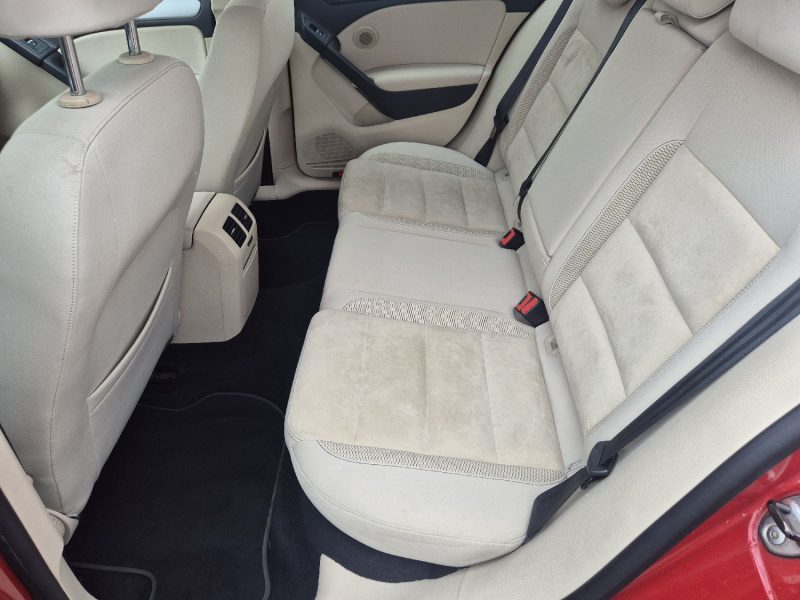 VOLKSWAGEN GOLF 1.6 TDI 105ch CARAT