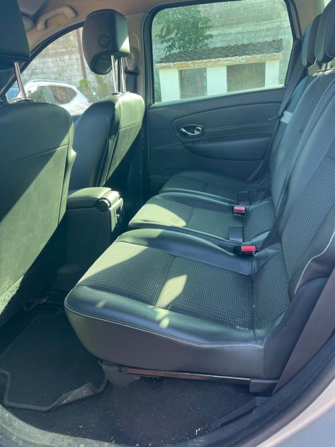 RENAULT MEGANE SCENIC 1.5 dCi 110ch energy Business eco²