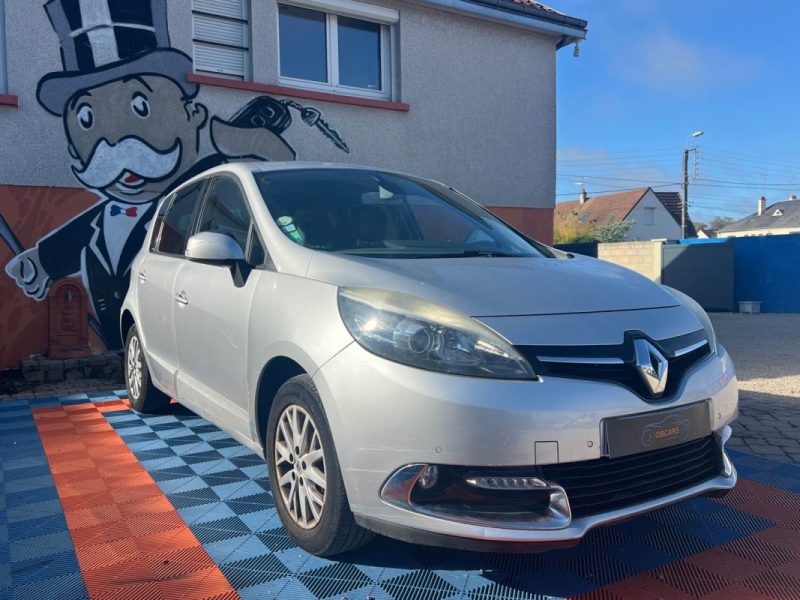 RENAULT MEGANE SCENIC 1.5 dCi 110ch energy Business eco²