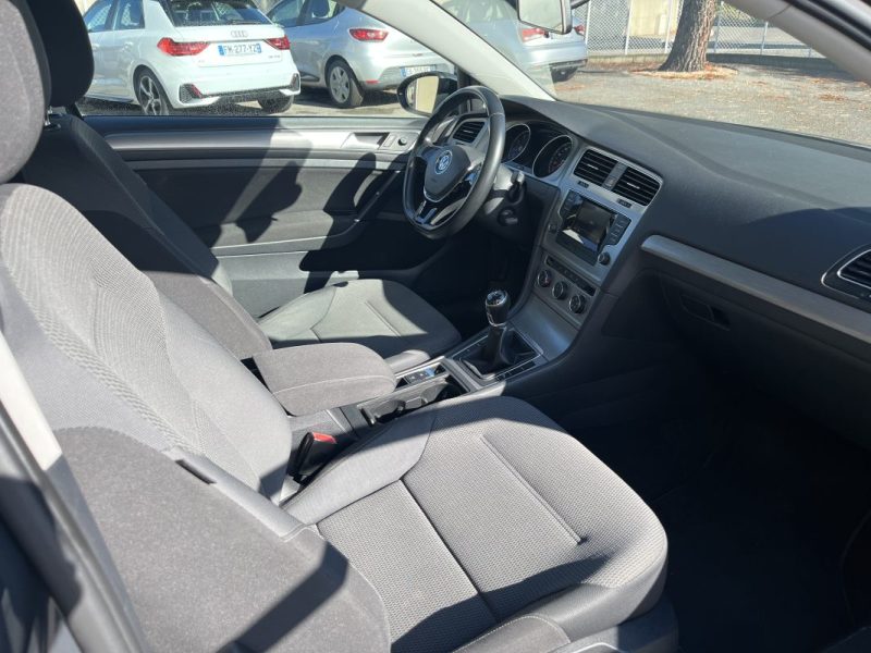 VOLKSWAGEN GOLF 2017