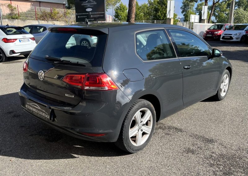 VOLKSWAGEN GOLF 2017