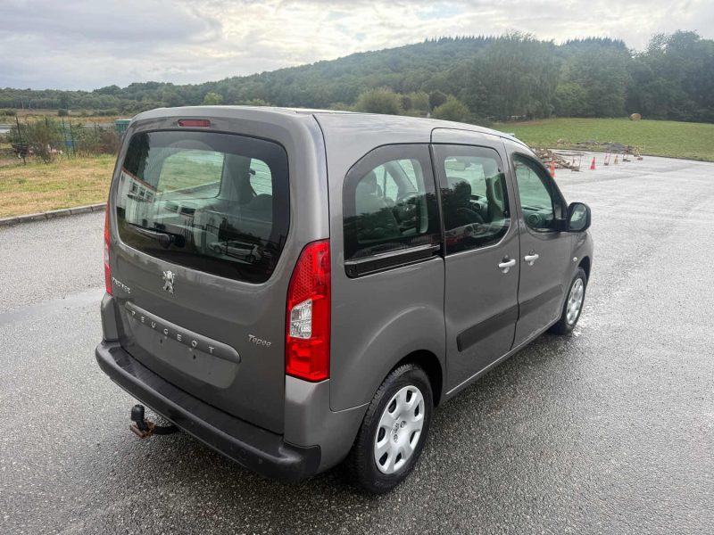 PEUGEOT  PARTNER 2011