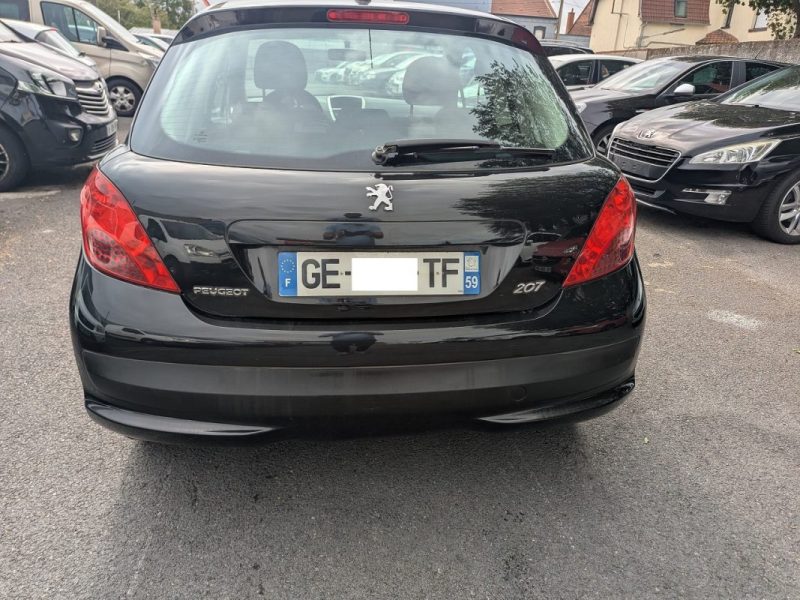 PEUGEOT 207 2008