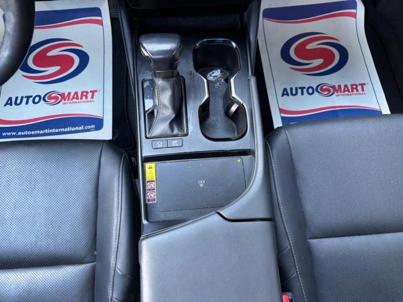 LEXUS ES 300h 2.5 VVT-i 16V 218 Hybrid E-CVT 178 cv Boîte auto