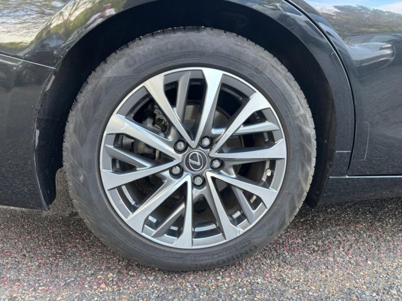 LEXUS ES 300h 2.5 VVT-i 16V 218 Hybrid E-CVT 178 cv Boîte auto