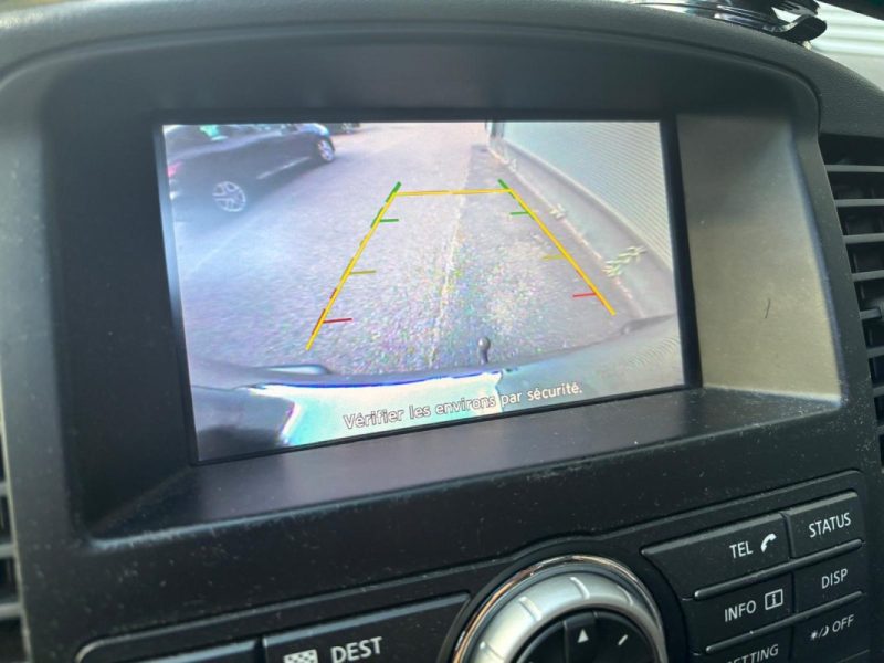 NISSAN NAVARA 3.0 DCI V6 Pickup double cabine 4WD 231 cv