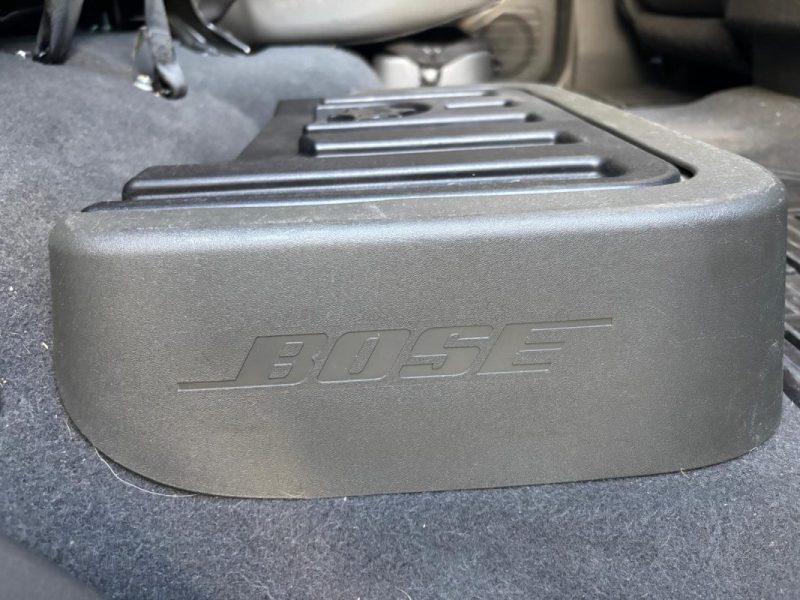 NISSAN NAVARA 3.0 DCI V6 Pickup double cabine 4WD 231 cv