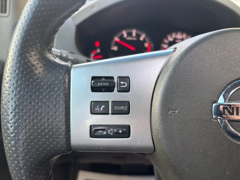 NISSAN NAVARA 3.0 DCI V6 Pickup double cabine 4WD 231 cv