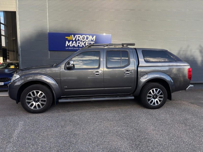 NISSAN NAVARA 3.0 DCI V6 Pickup double cabine 4WD 231 cv