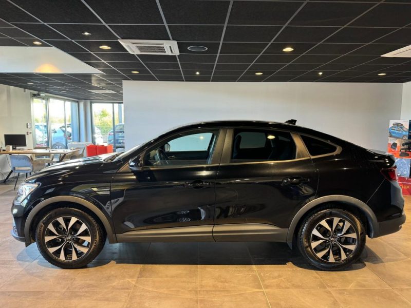 RENAULT  ARKANA  2023