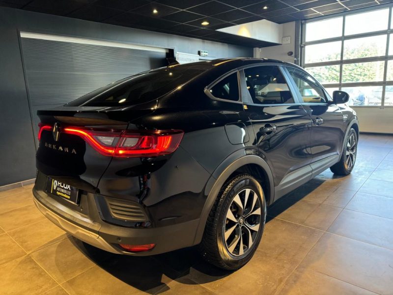 RENAULT  ARKANA  2023