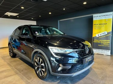 RENAULT  ARKANA  2023