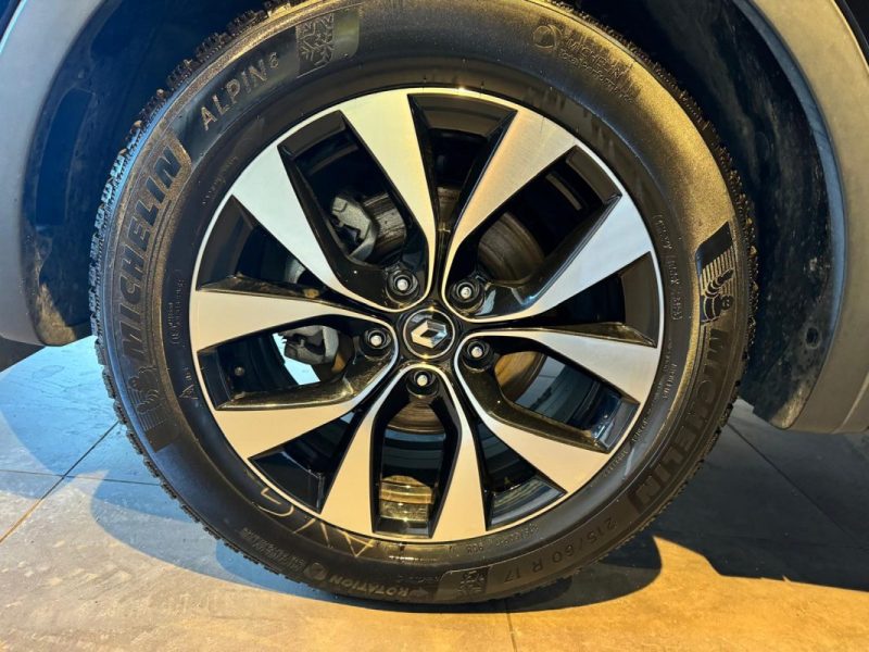 RENAULT  ARKANA  2023