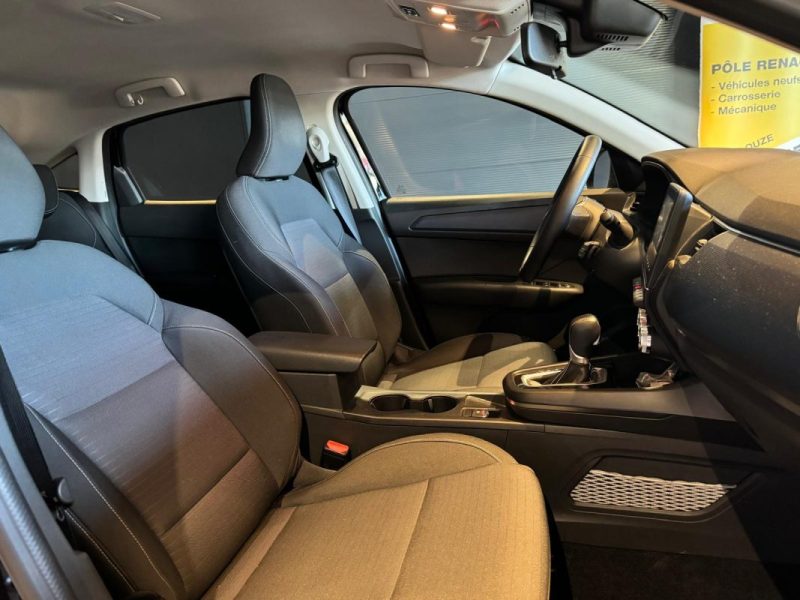 RENAULT  ARKANA  2023