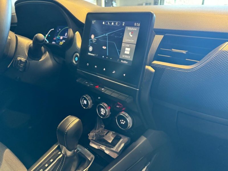 RENAULT  ARKANA  2023