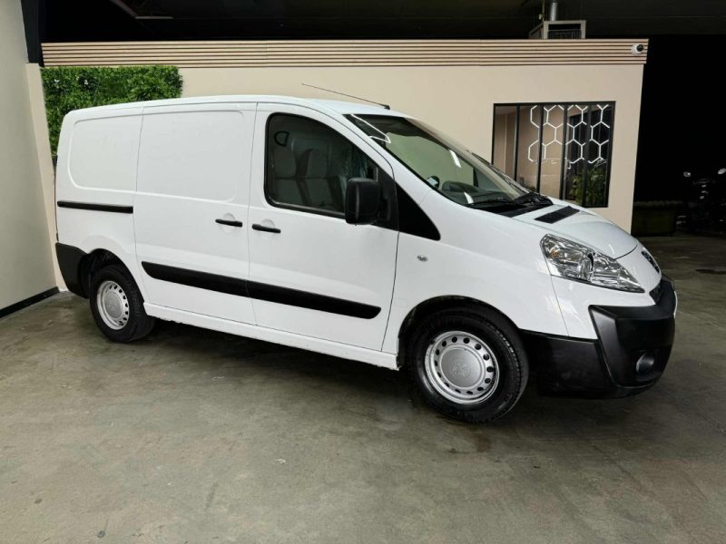 PEUGEOT EXPERT 2011