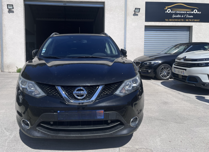 NISSAN QASHQAI 2015