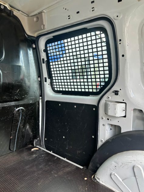 Renault KANGOO EXPRESS 1.5 DCI 50KW L1 E4 2008