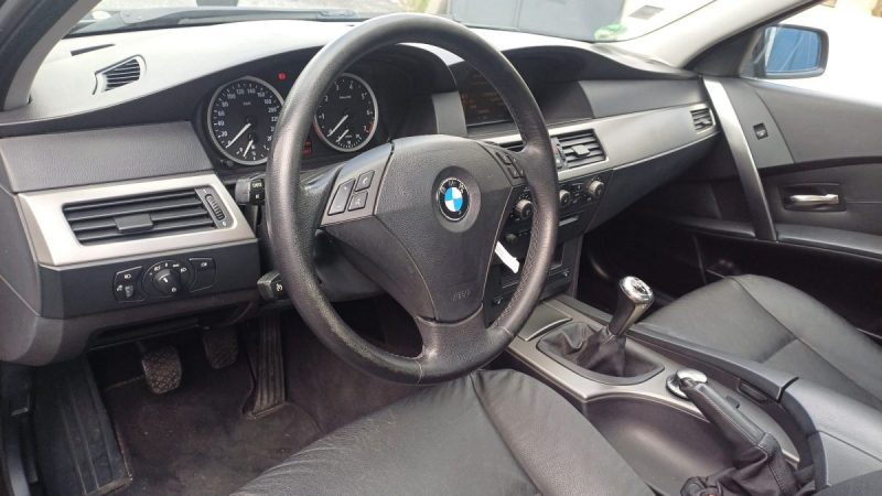 BMW 520i E60 170ch 