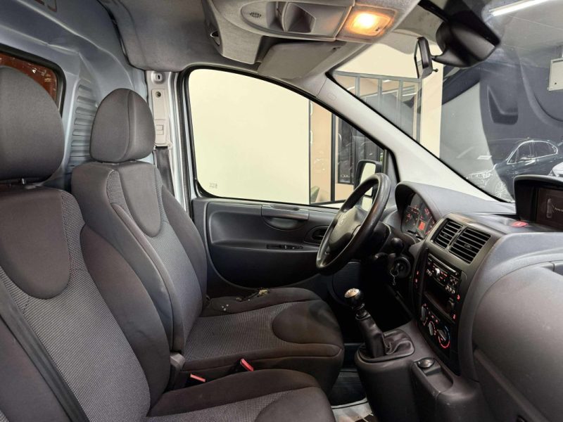 PEUGEOT EXPERT 2016