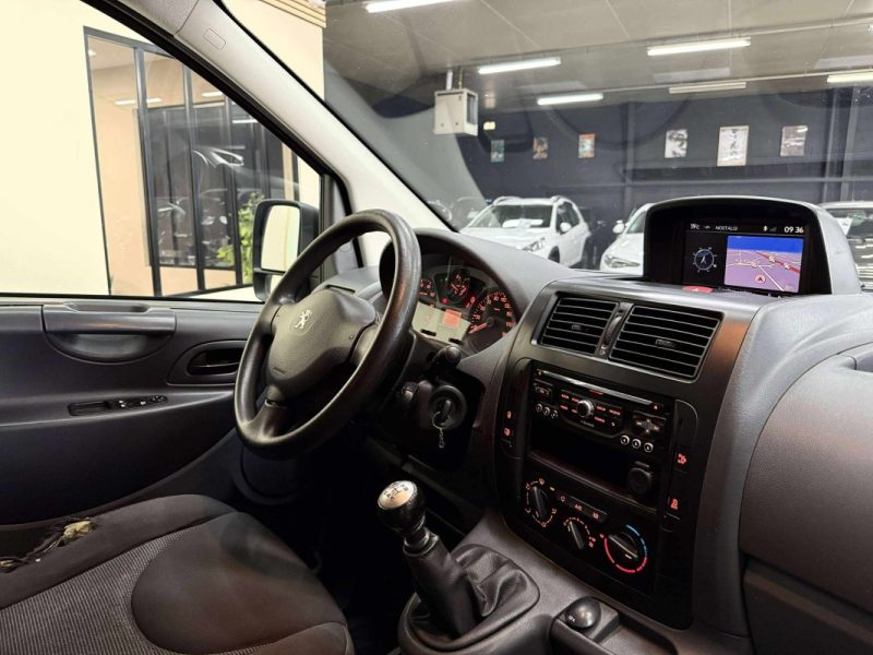 PEUGEOT EXPERT 2016