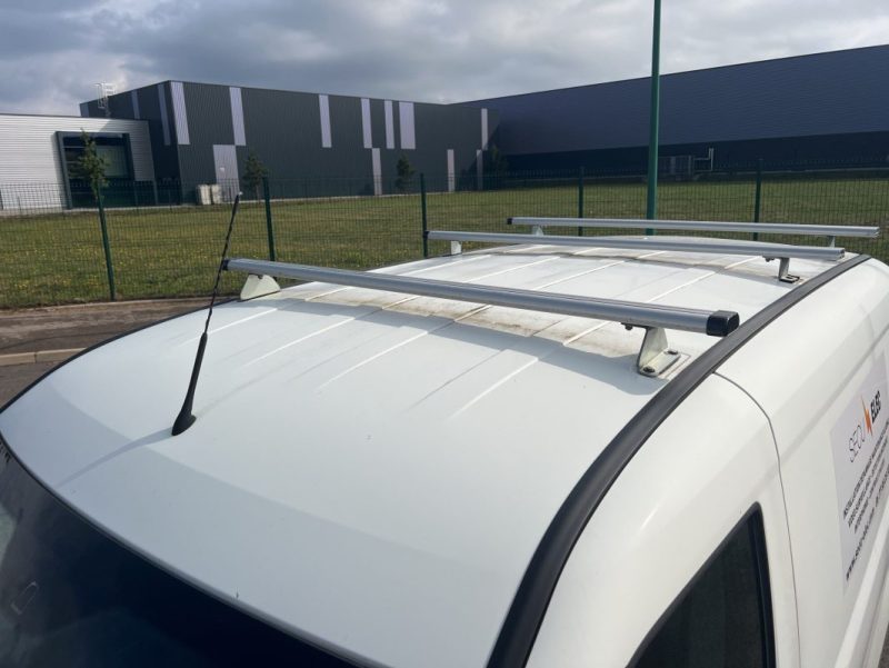 FIAT DOBLO CARGO 1.4 L 95 ch PACK USB CLIM TVA RECUPERABLE