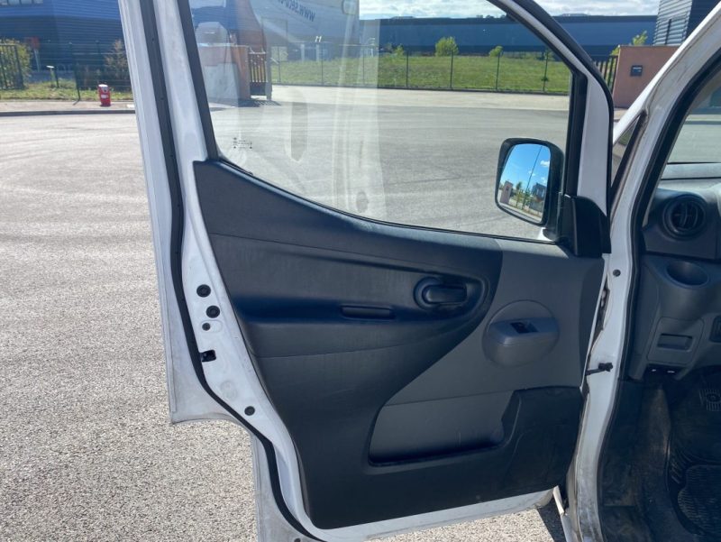 NISSAN NV200 1.5 L DCI 90 ch VISIA TVA RECUPERABLE