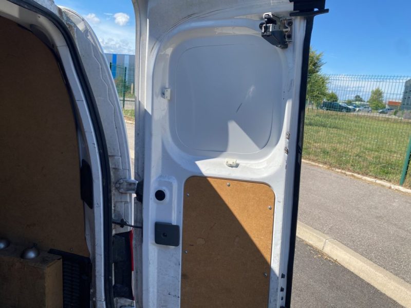 NISSAN NV200 1.5 L DCI 90 ch VISIA TVA RECUPERABLE