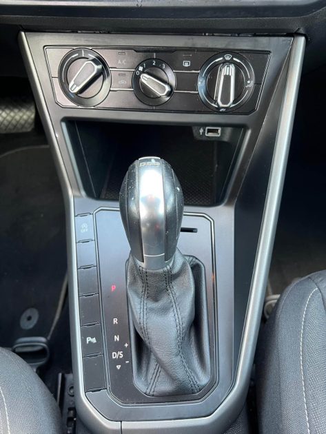 VOLKSWAGEN POLO 2018