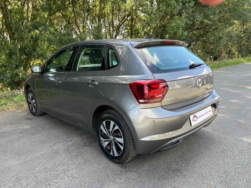 VOLKSWAGEN POLO 2018