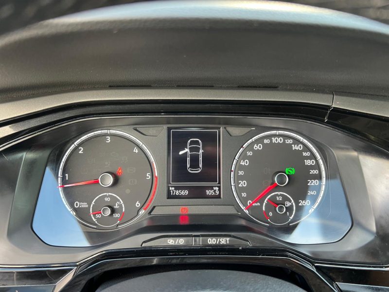 VOLKSWAGEN POLO 2018