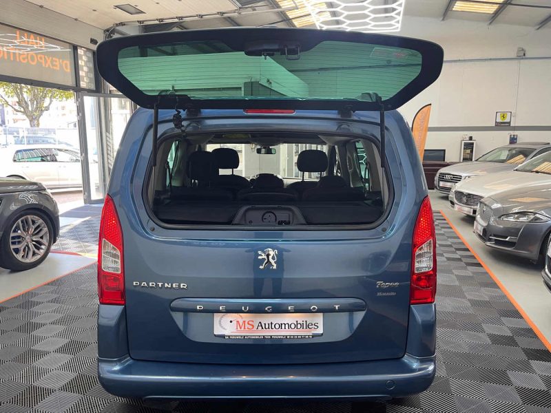 PEUGEOT PARTNER 2011