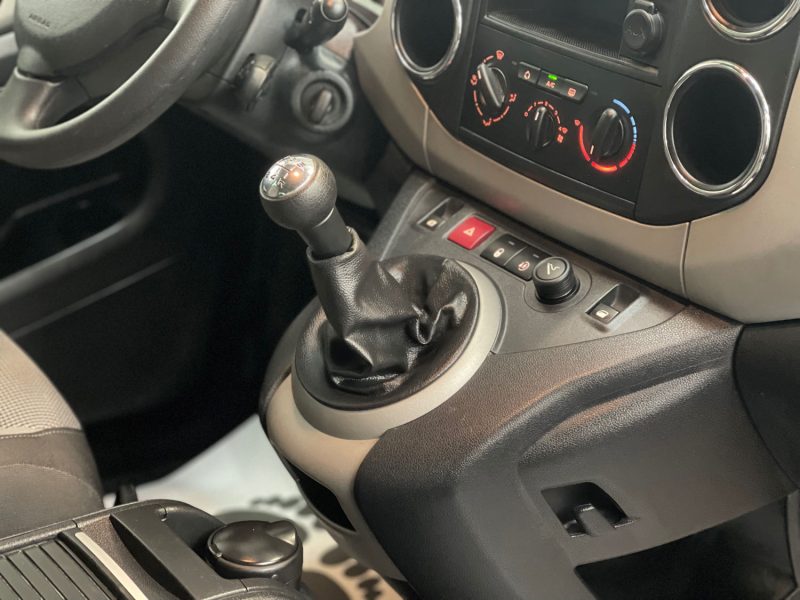 PEUGEOT PARTNER 2011