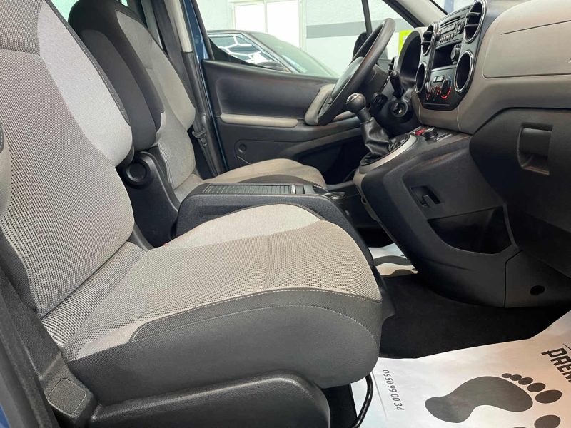 PEUGEOT PARTNER 2011