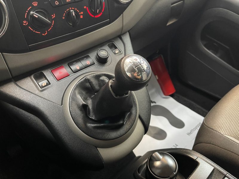 PEUGEOT PARTNER 2011