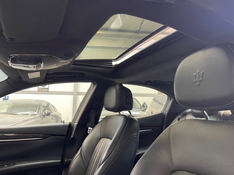 MASERATI GHIBLI III GARANTIE 12 MOIS 3.0 V6 DIESEL 275ch FULL, HISTORIQUE COMPLET, ORIGINE FRANCE,