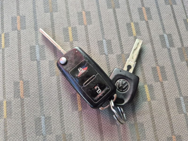 VOLKSWAGEN TRANSPORTER 2012