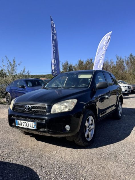 TOYOTA RAV4 2.2l 136 CH D4D TURBO 
