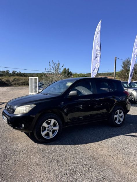 TOYOTA RAV4 2.2l 136 CH D4D TURBO 