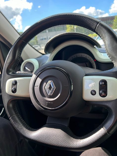 RENAULT TWINGO 3   1.0 SCE 70 LA PARISIENNE 