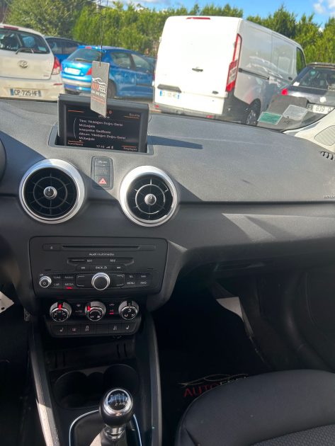 AUDI A1 1.4TFSI 122 S-LINE