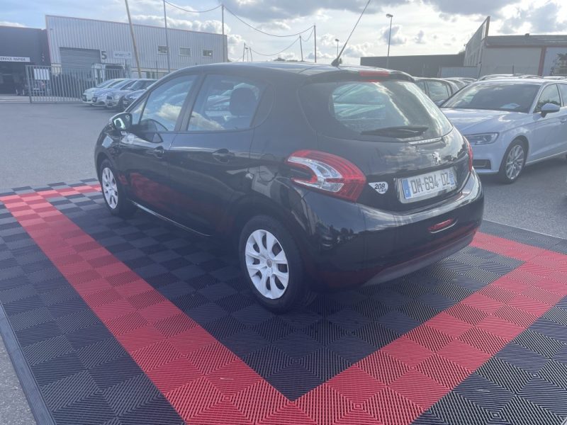 PEUGEOT 208 1.0 L 68cv LIKE  5p  GARANTIE 3/12 MOIS
